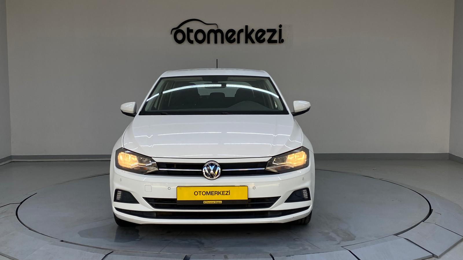 VOLKSWAGEN POLO 4